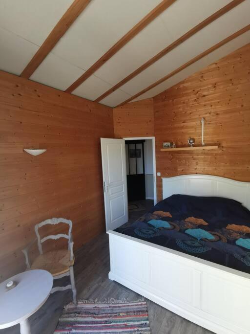 Entre Ventoux Et Luberon, Appartement Dans Maison. Malemort-du-Comtat Exterior photo