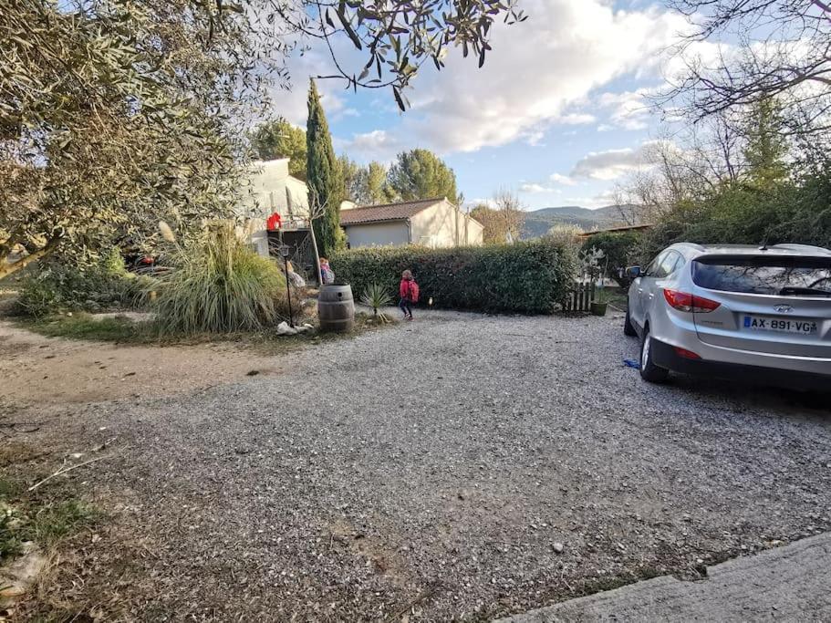 Entre Ventoux Et Luberon, Appartement Dans Maison. Malemort-du-Comtat Exterior photo