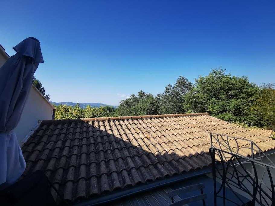 Entre Ventoux Et Luberon, Appartement Dans Maison. Malemort-du-Comtat Exterior photo